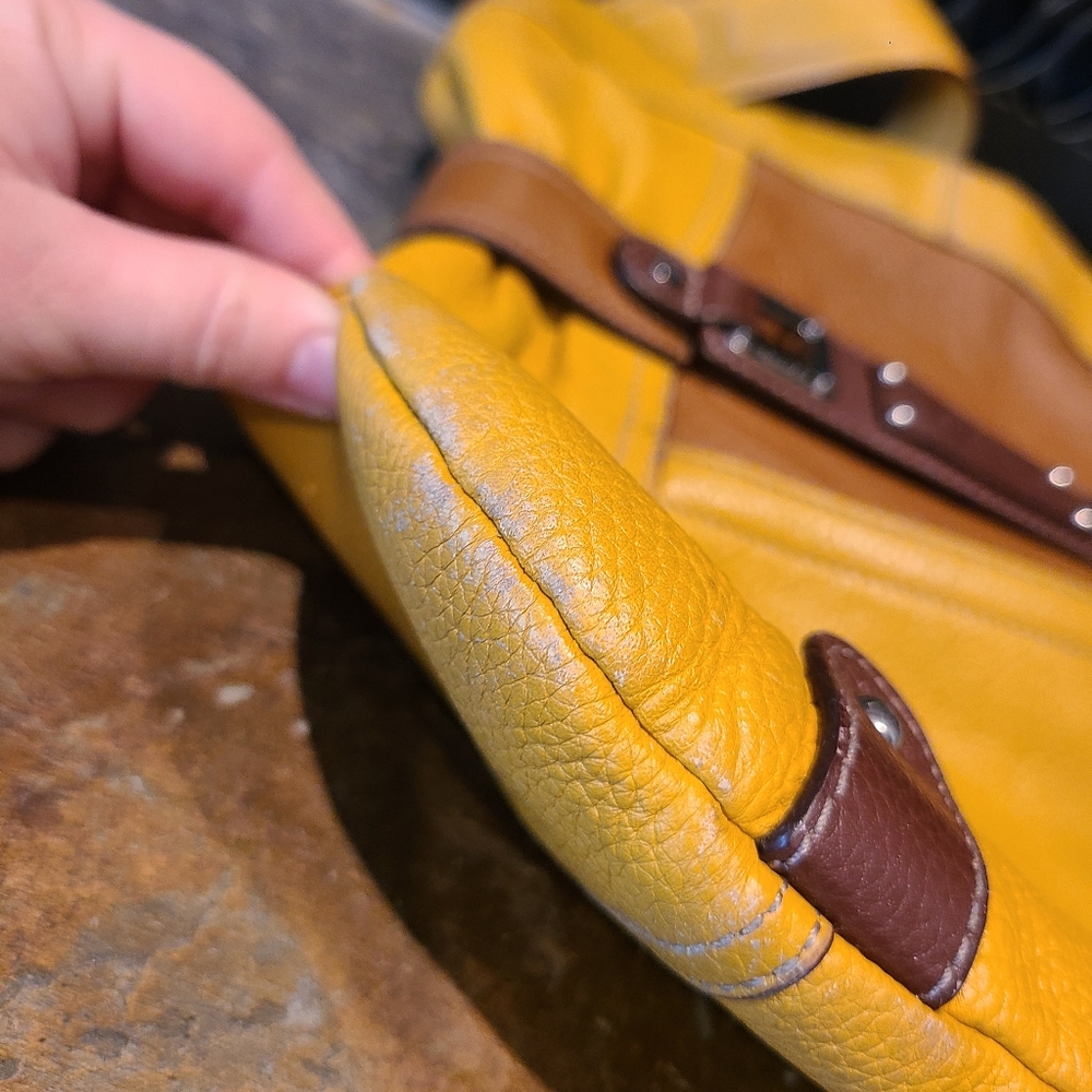 Tignanello Mustard Yellow and Brown Leather Purse/Shoulder Bag Multi Conpartment - Picture 6 of 14
